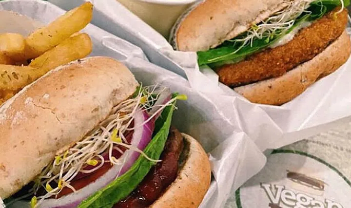 healthy snacks late night snacks singapore food VEGANBURG