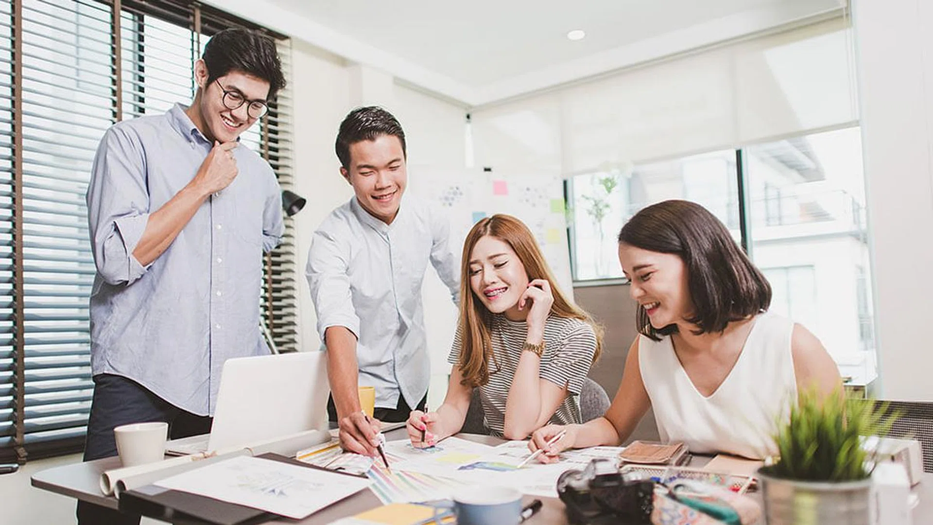 8 Ways To Keep Your Team Happy And Productive In An Economic Downturn