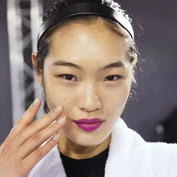 4-hm-studio-ss17-jing-weng-backstage-cropped