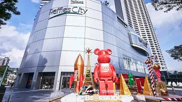 raffles city christmas shopping