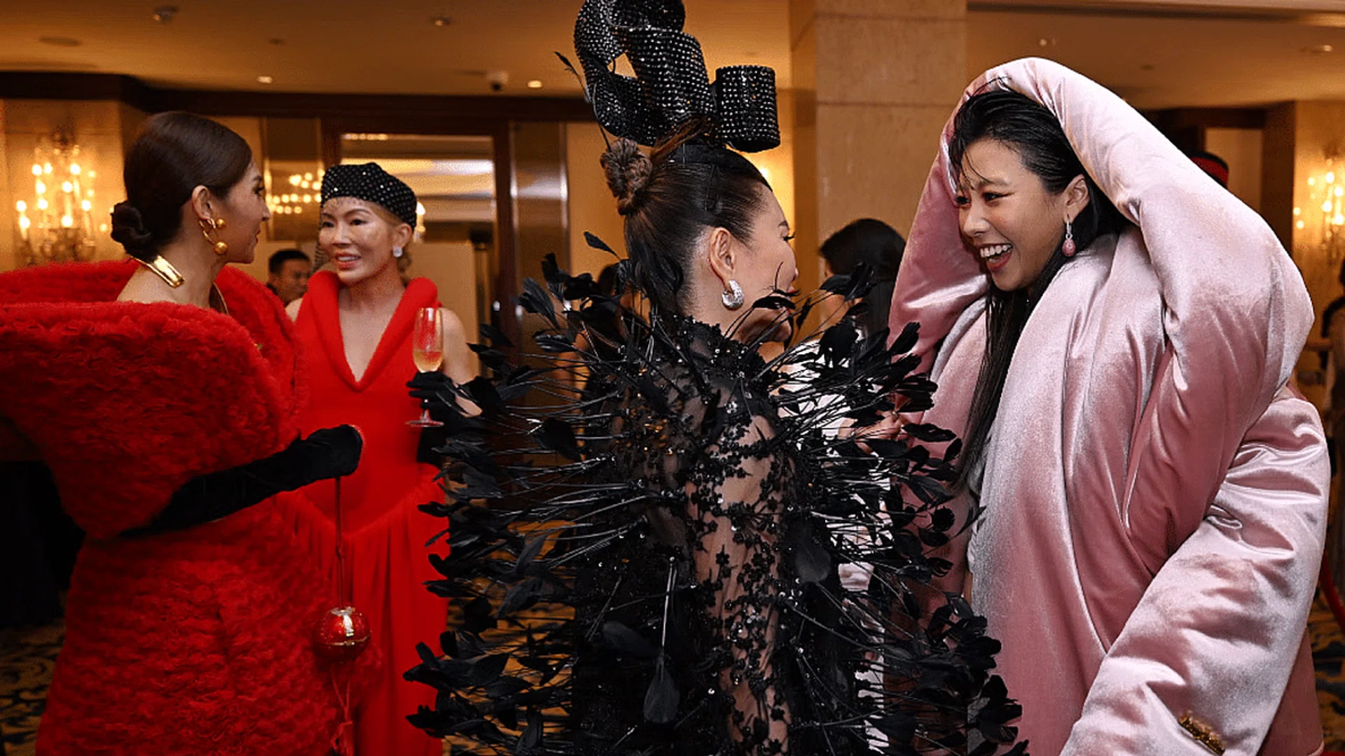 icon ball power women