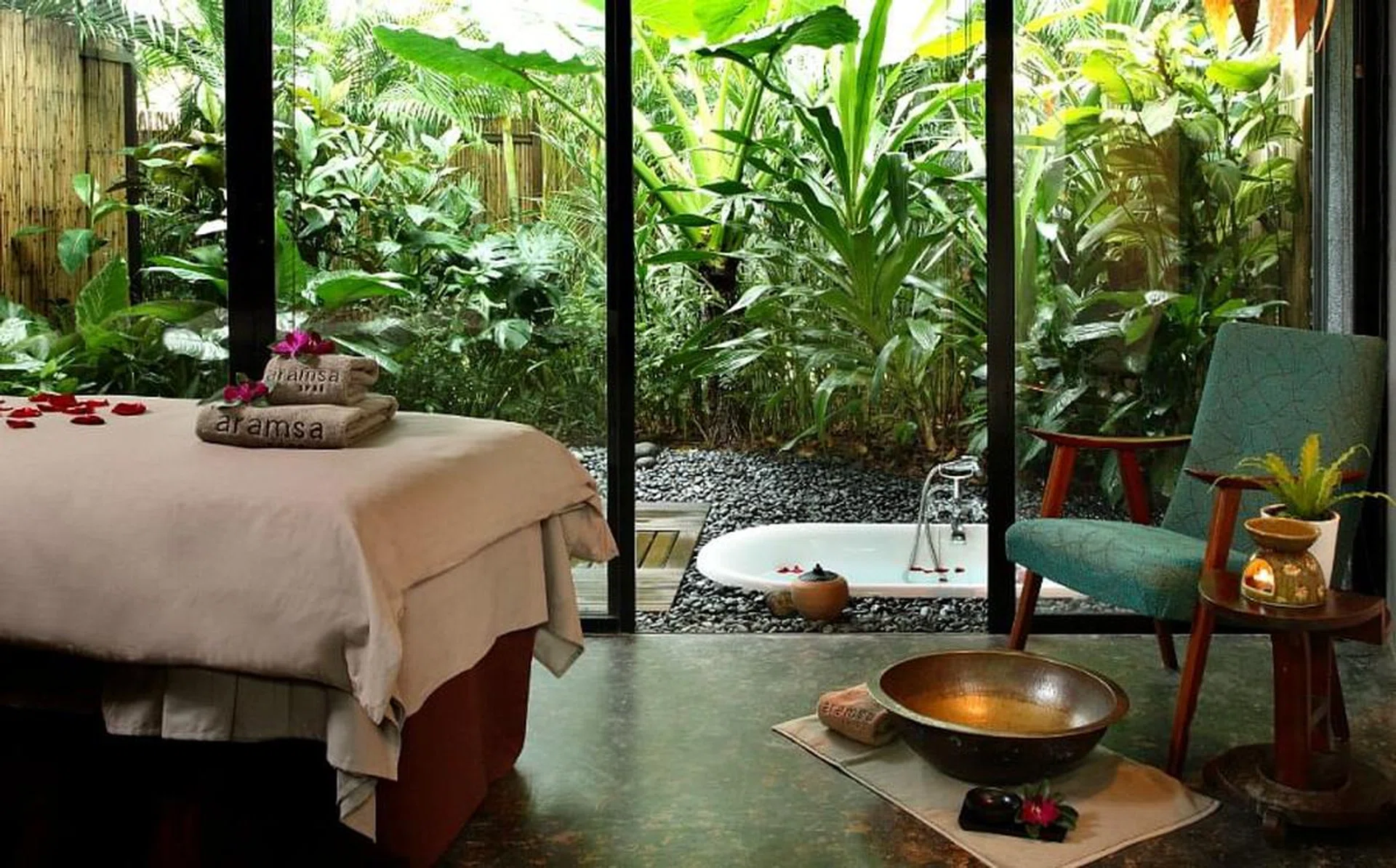 Unusual and unique gift experiences to spoil your dad this Father's Day