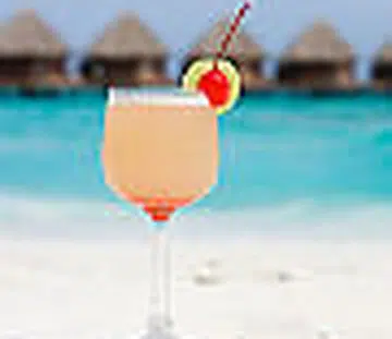 10 must haves for a beach wedding