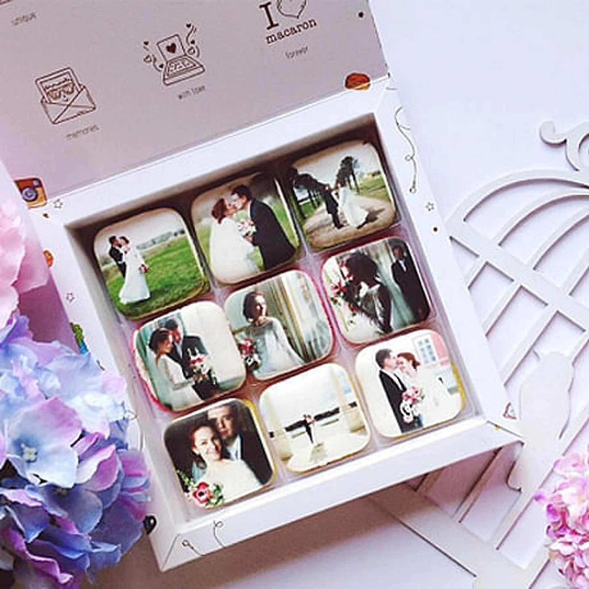 printed_wedding_macarons