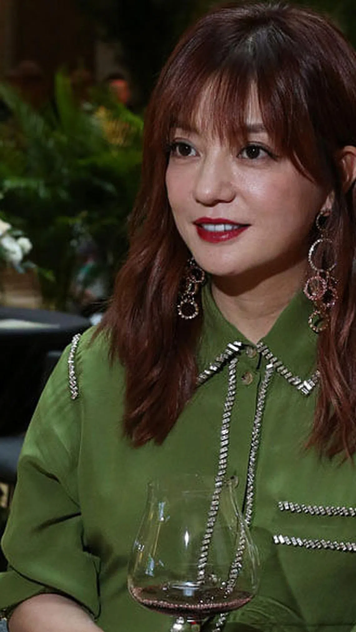 Chinese actress Vicki Zhao on the verge of divorce? - Her World