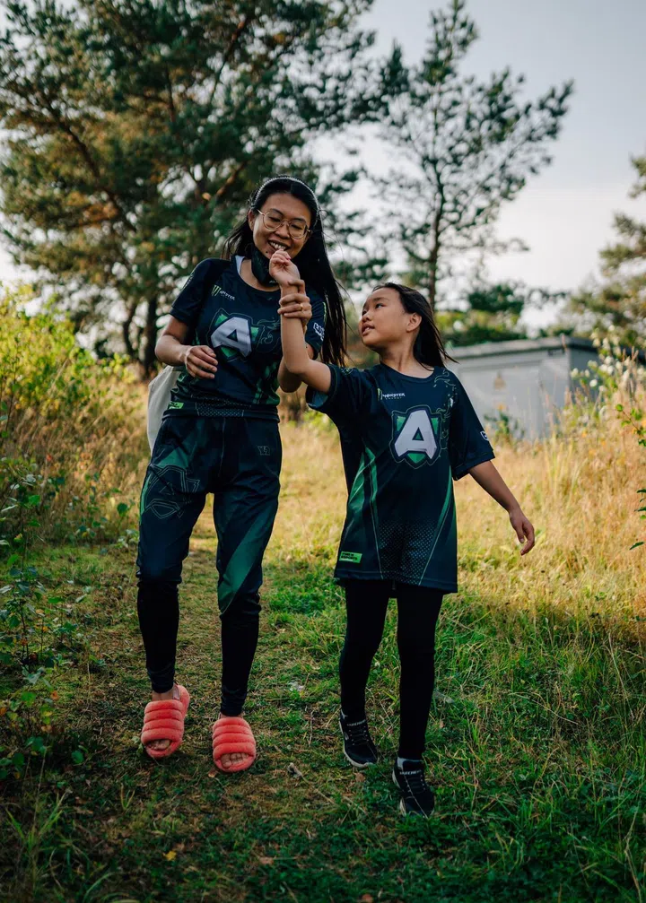 A recent photo of Kelly and her daughter, Allie.