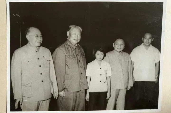 Former Singapore swimmer Junie Sng was still just 11 when she impressed the late China leader Deng Xiaoping (second from right) at the 1975 International Swimming and Diving Friendship Meet in Beijing. PHOTO: COURTESY OF JUNIE SNG