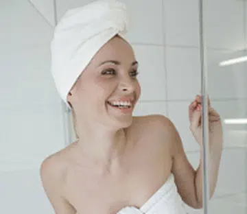 T 4 ways to de-stress in the shower after a long day at work.png