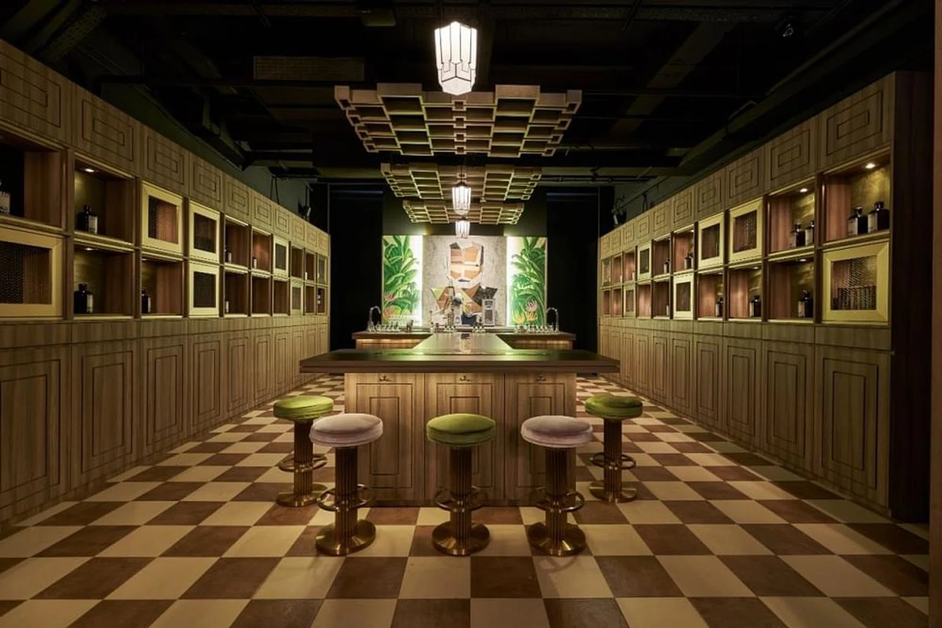 8 Best After-Work Bars in Singapore to Chill Out and Hang with Your Colleagues