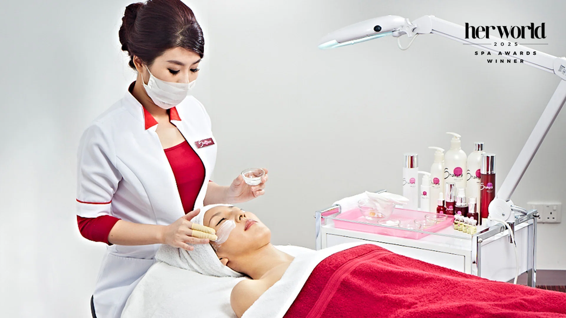 best anti-pigementation facial singapore shakura
