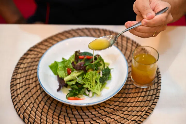 Salad dressing made with orange.

Story on how to turn your mandarin orange peels into syrups, tea, infused oils, and natural cleaners.