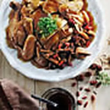 Braised herbal chicken recipe