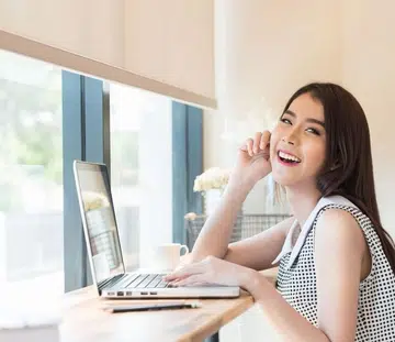 woman-work-computer