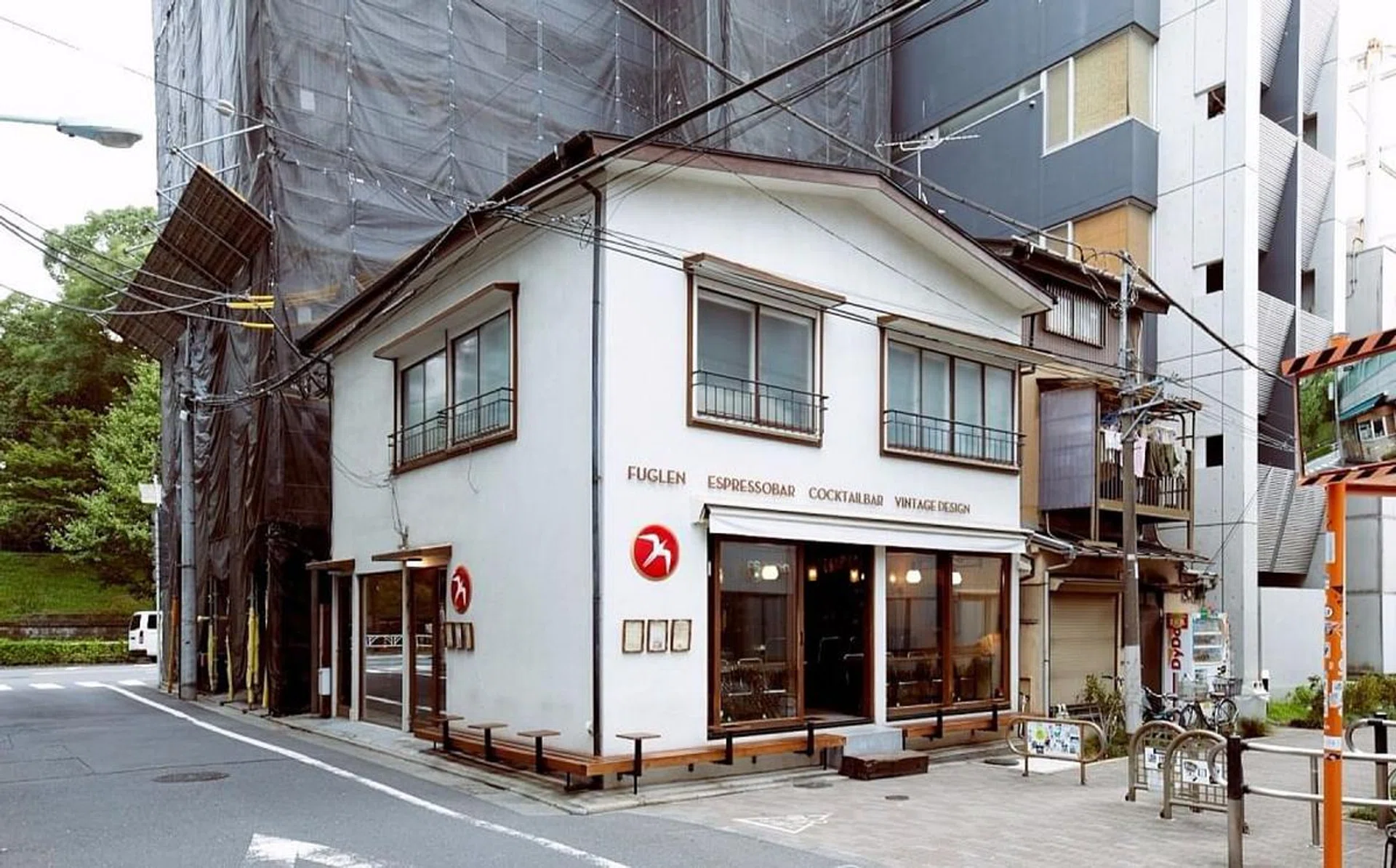 fuglen_coffee_tokyo_exterior_1