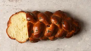 The Aged Gouda Thyme Challah by Krusty by Kausmo is an example of a "hypebake".