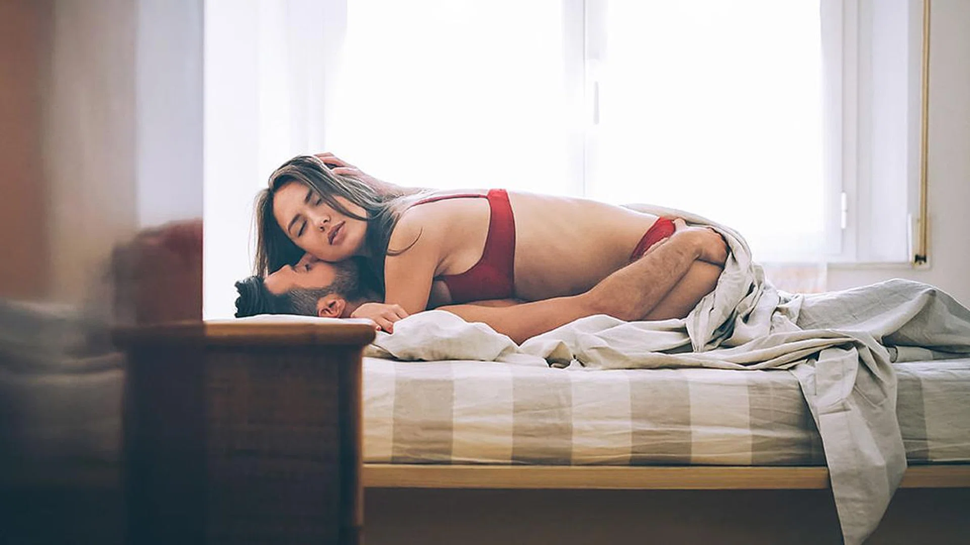 awkward-sex-tips-how-to