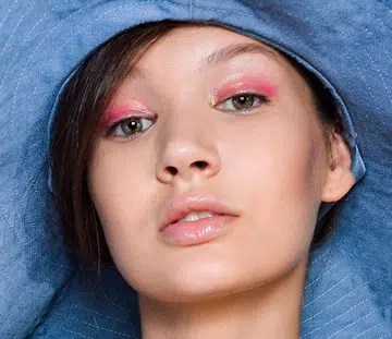 We tried 10 new foundations to see which ones gave us glowing skin