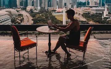 hotel_header_edit
