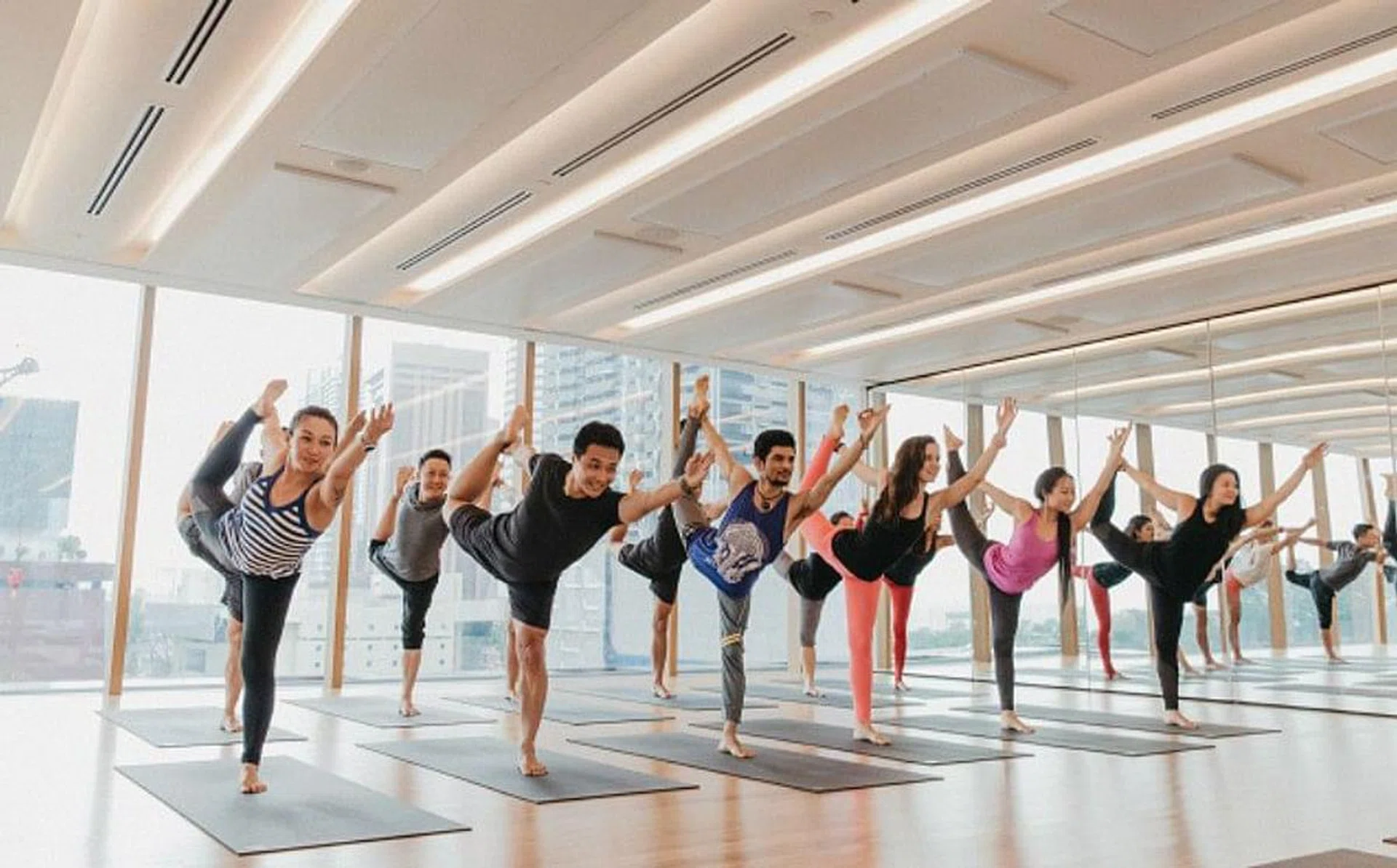 yoga_fitness_class_rect