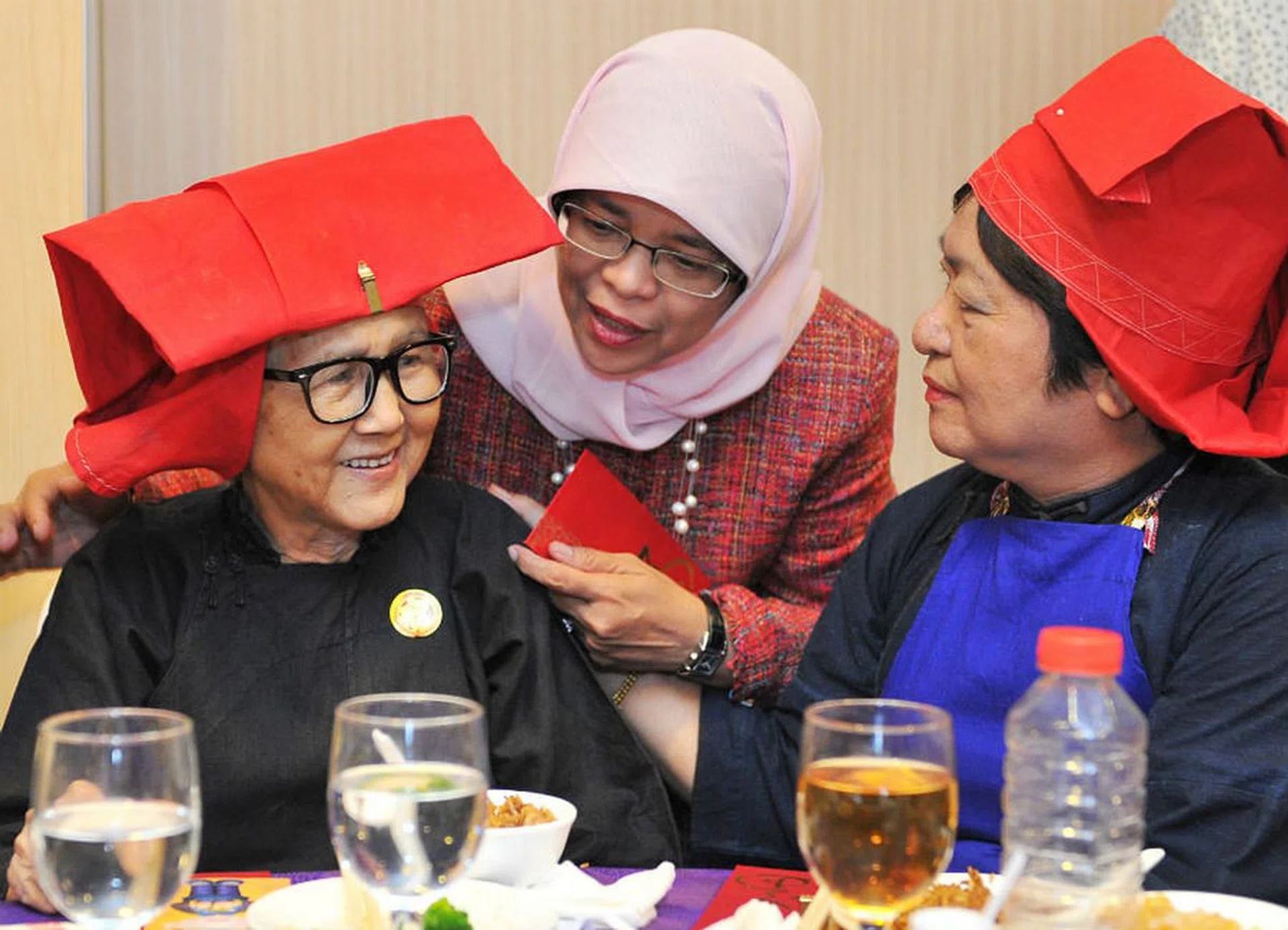 01_halimah_yacob_singapore_2
