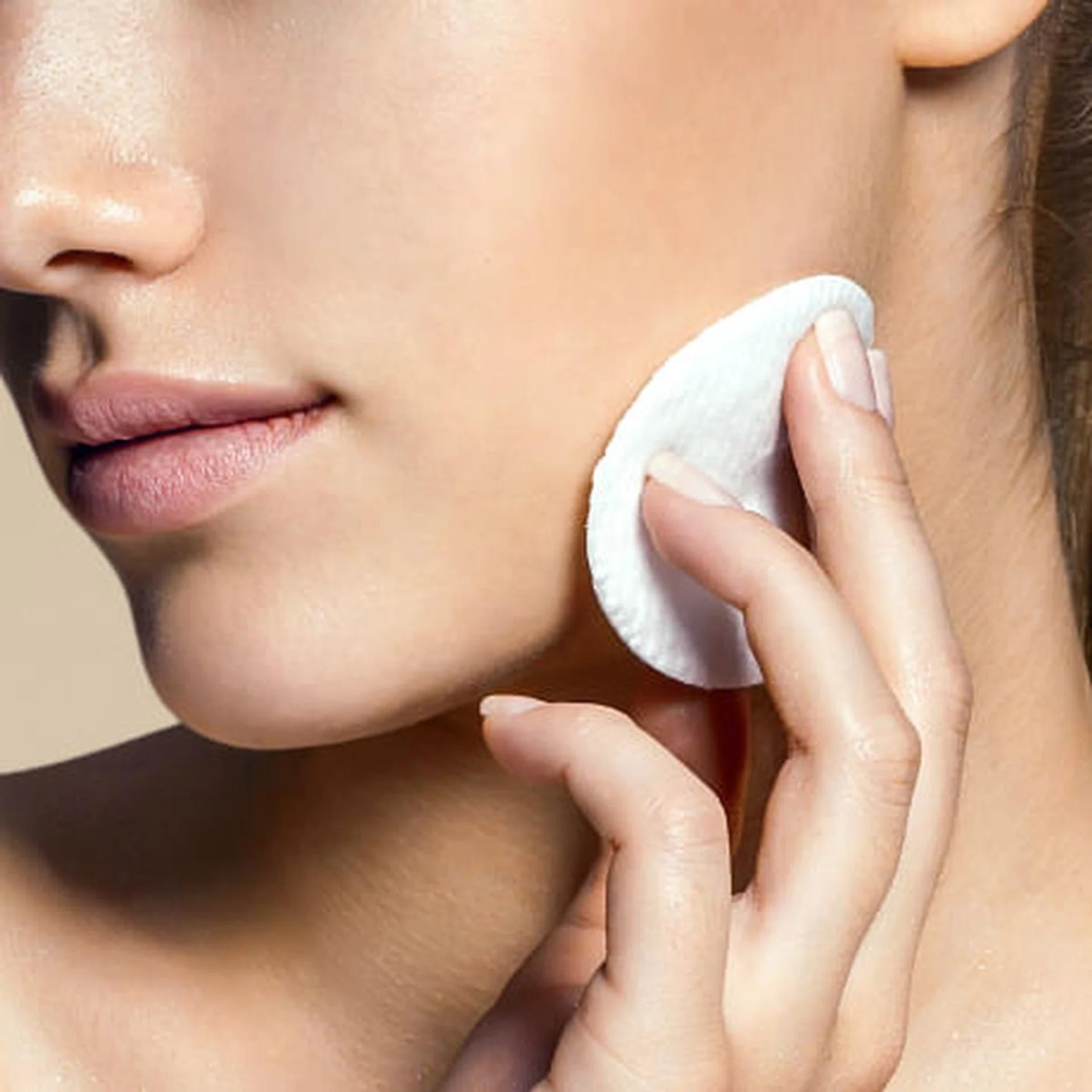 reasons to use exfoliating toners - singapore - thumb