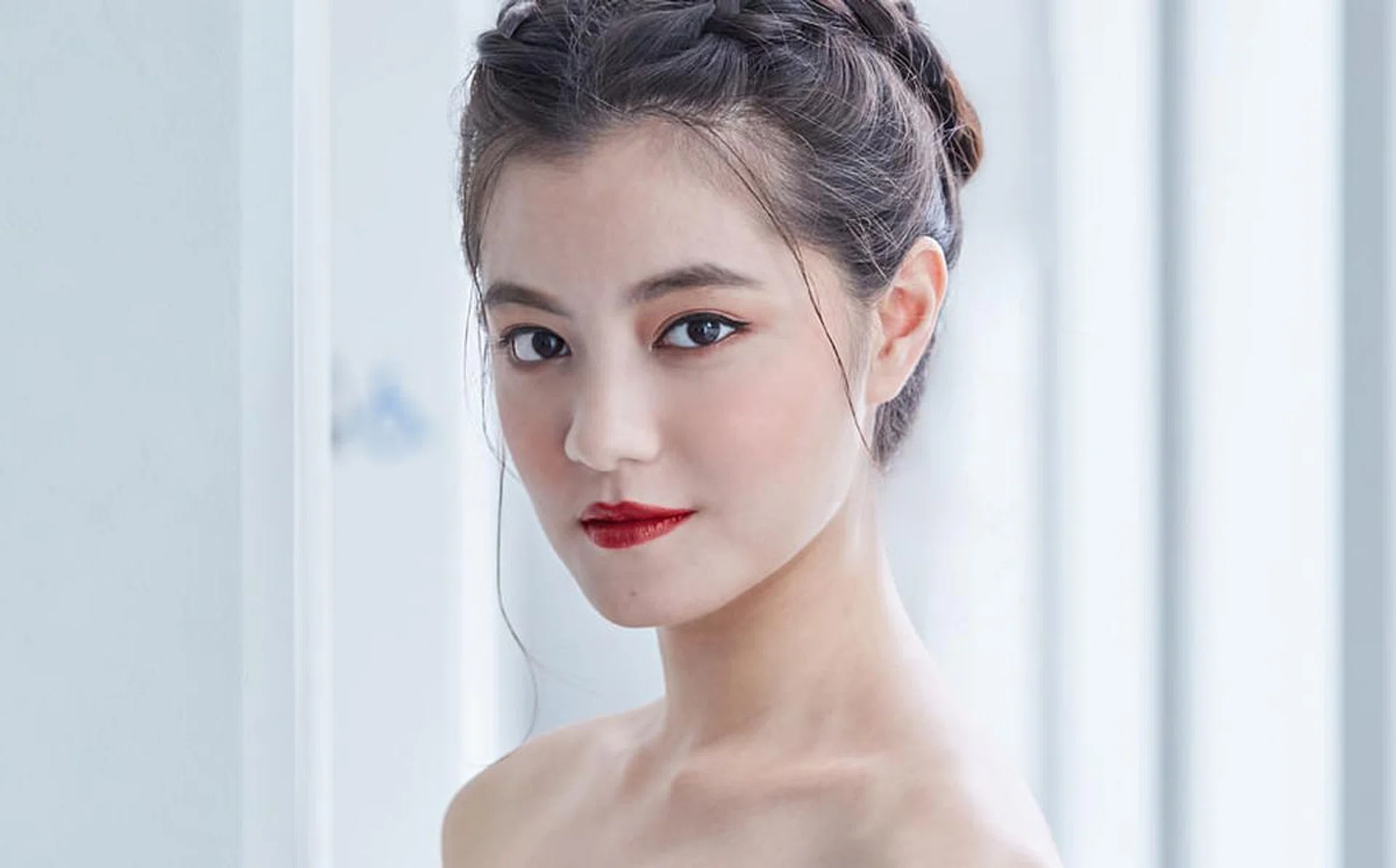 modern_fresh_natural_wedding_makeup_asian_brides