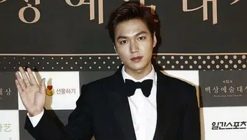 paeksang lee min ho.jpg