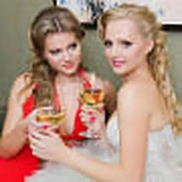 How to be the perfect bridesmaid