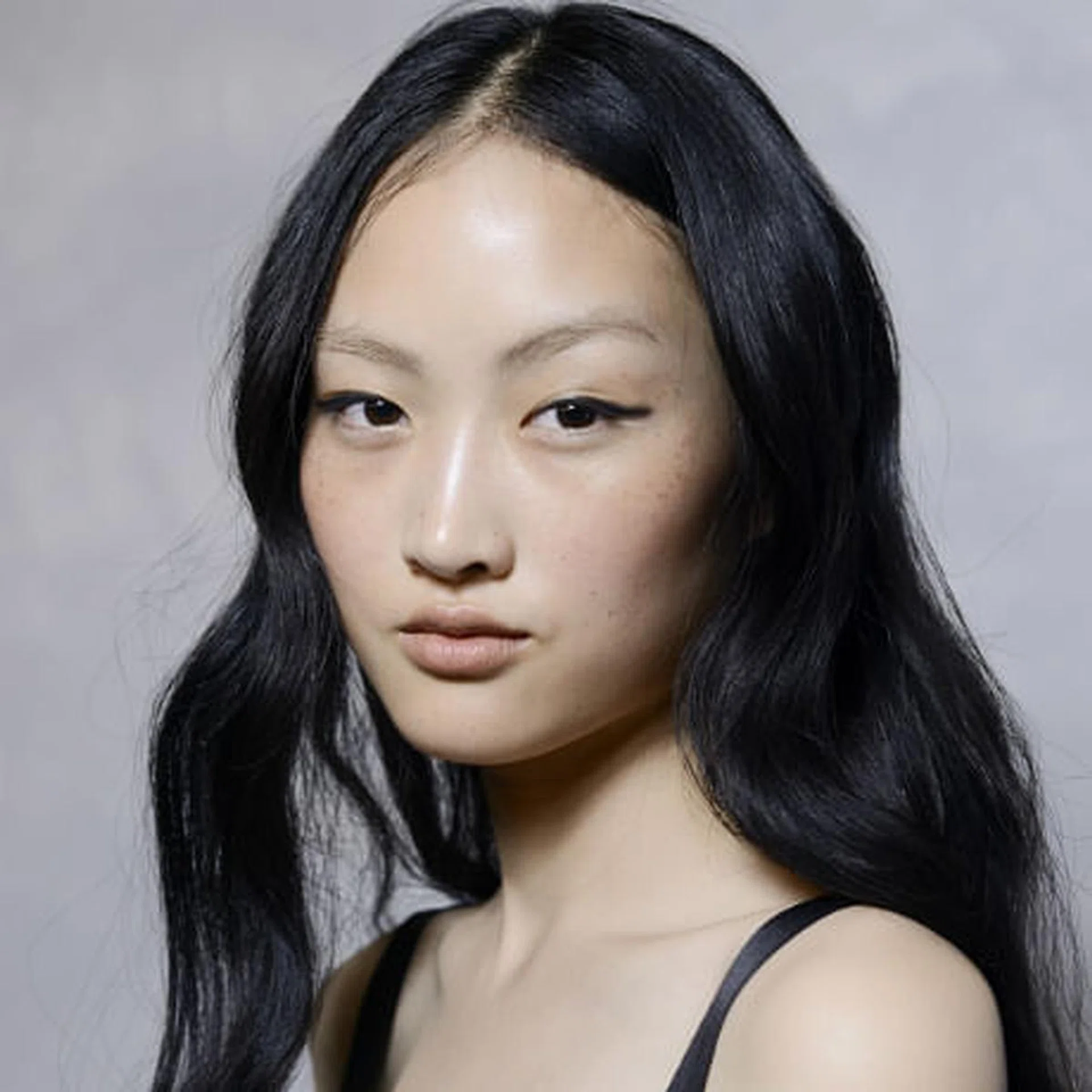 why you need to use a clarifying shampoo singapore thumb