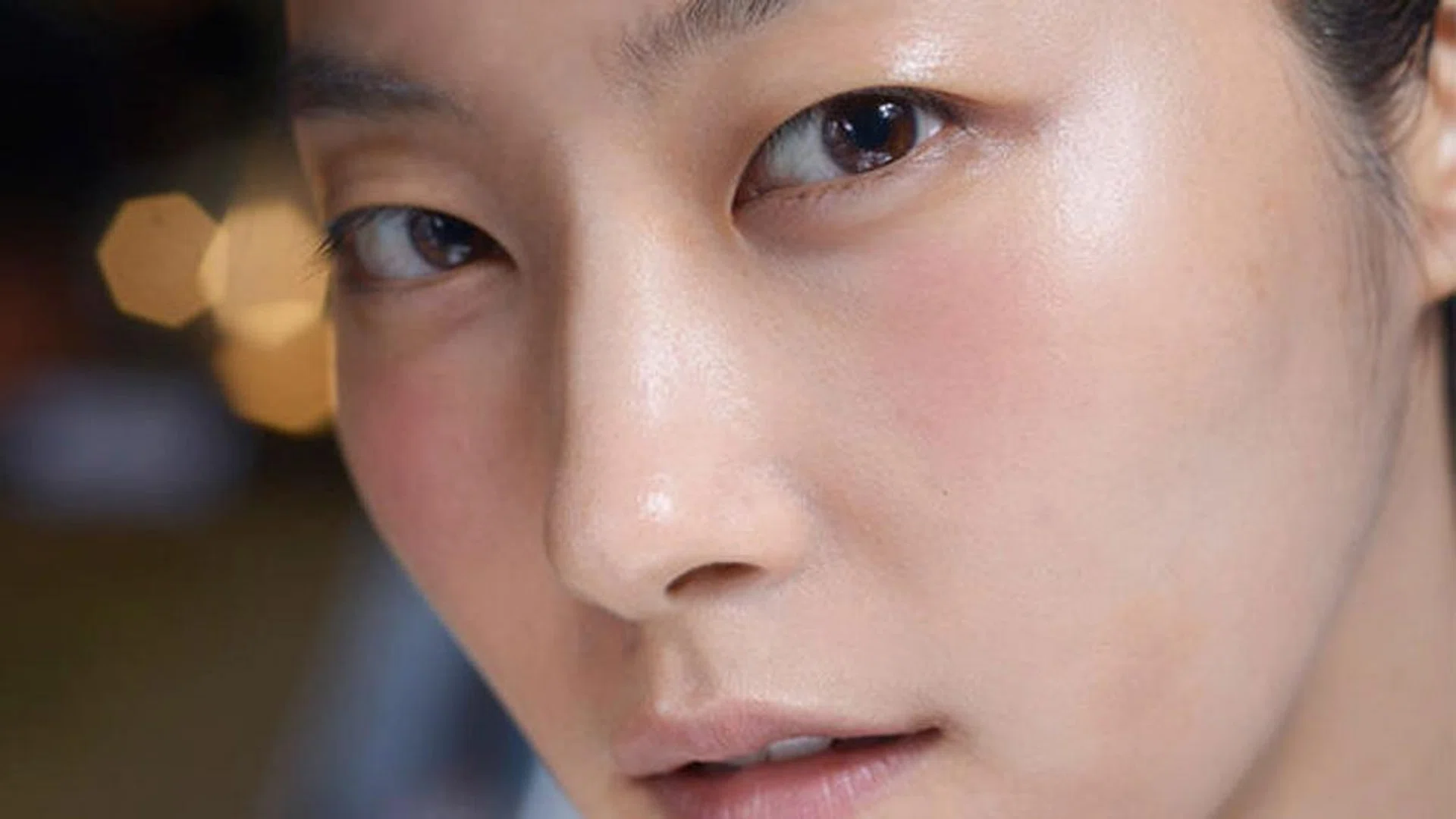 Why you still have zits and pimples in your 20s and older