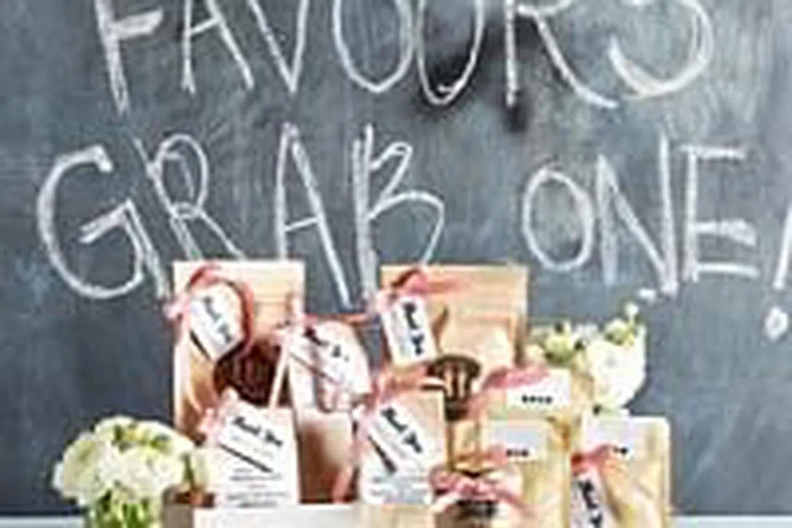 5 delicious food favour ideas guests won't say no to! - Her World ...