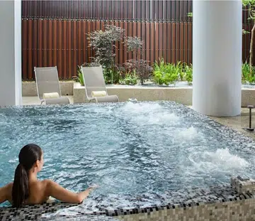 spa-retreat-one-farrer-website-900px