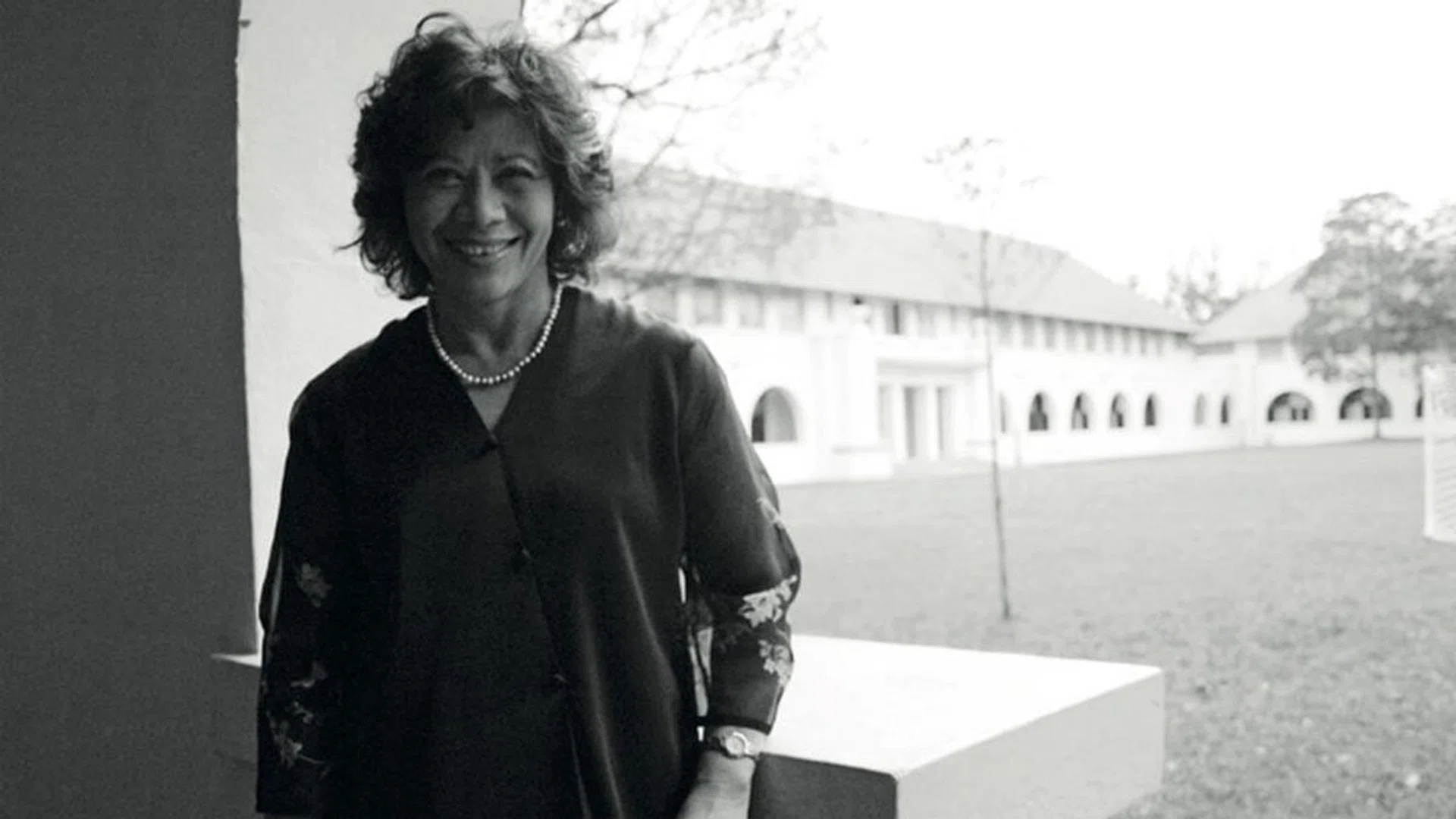 2007 DR NOELEEN HEYZER HER WORLD WOMAN OF THE YEAR