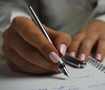 singapore women quit job hopping career advice THUMBNAIL