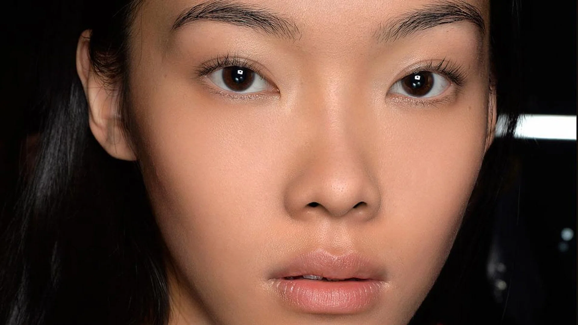 Best face mists to hydrate and freshen up skin as you #WFH