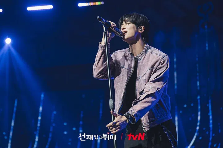 byeon woo-seok singing 