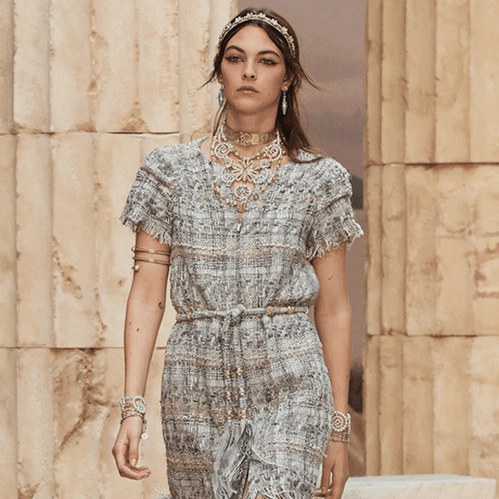 chanel-gif