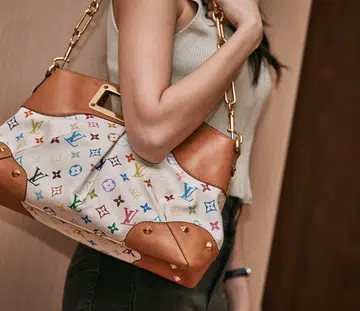 louis vuitton white murakami judy bag gold y2k vintage shopping