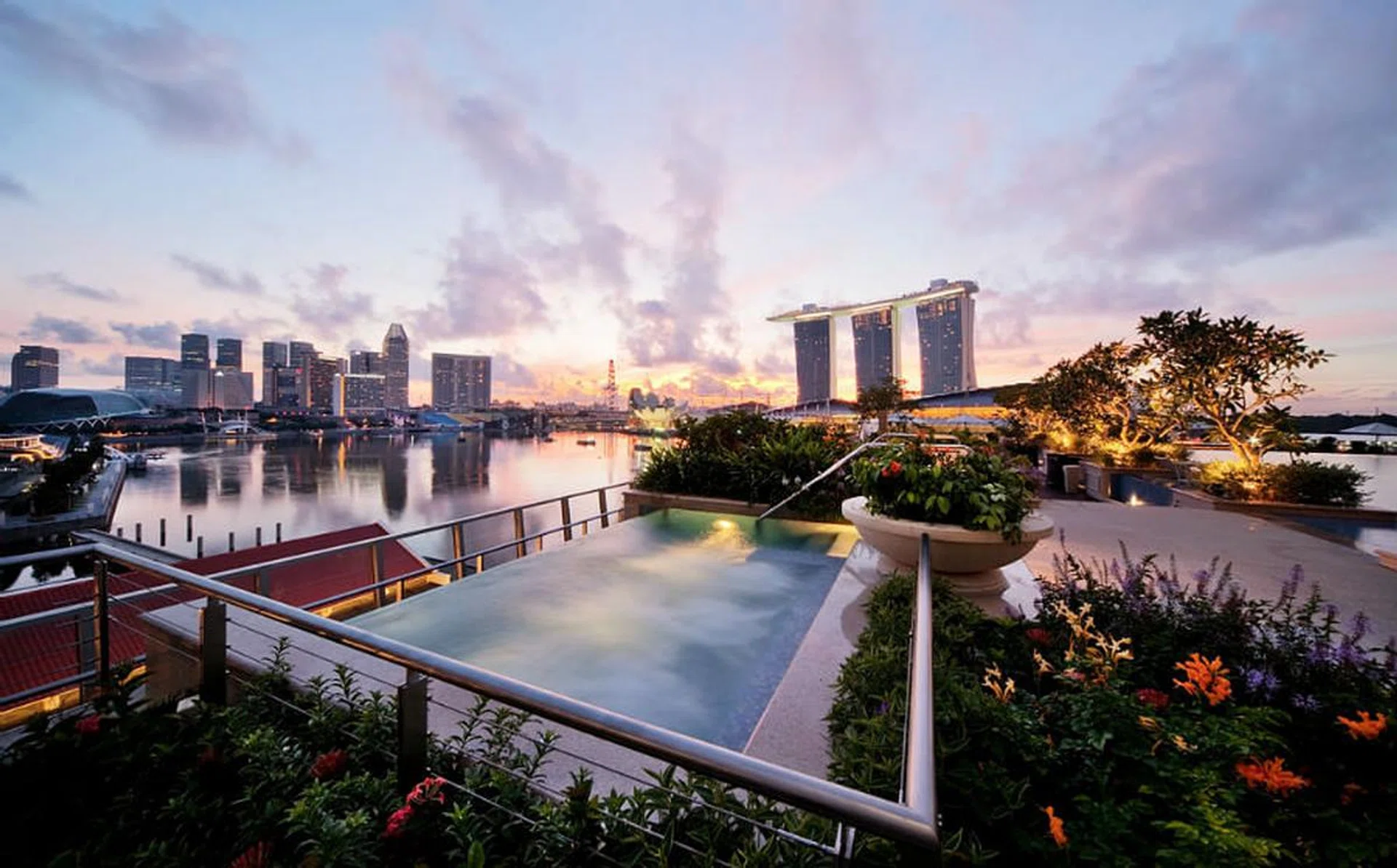 01_v_day_staycation_2_fullerton_1