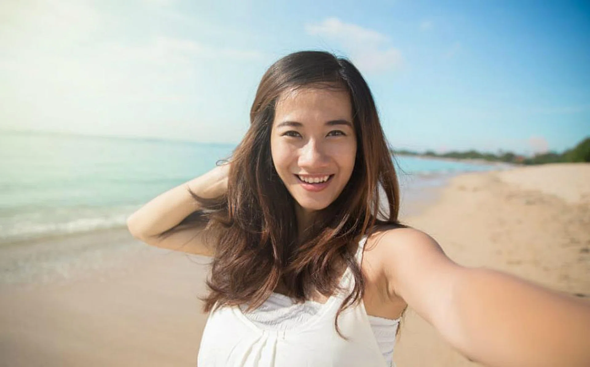 9-ways-to-lose-weight-without-exercising-more_selfie-e1504153492728r