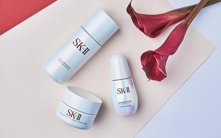 SK-II GenOptics Aura Essence