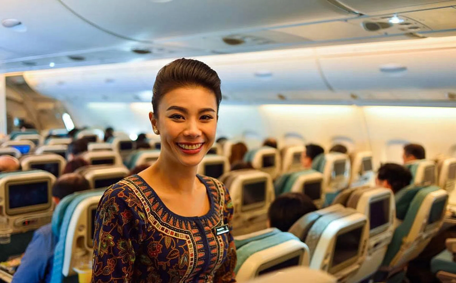 10 quirks and habits SQ girls have when they're not flying