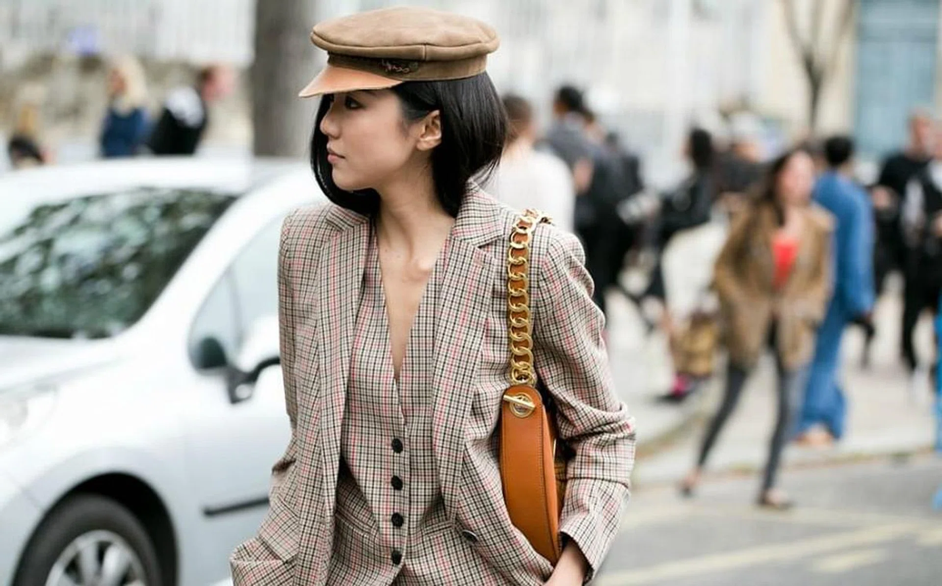10 Wardrobe Pieces to Steal From Your BoyfriendÃƒÂ¢Ã¢â€šÂ¬Ã¢â€žÂ¢s Closet
