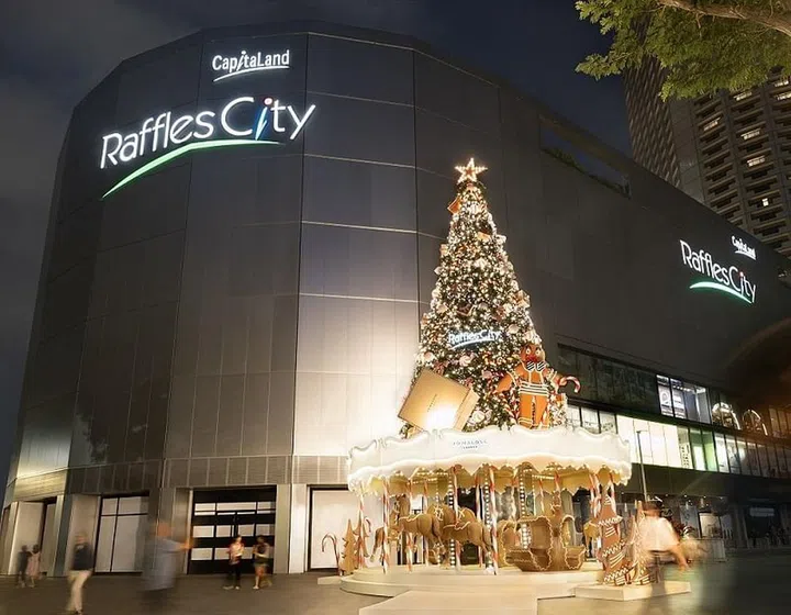 Raffles City Jo Malone tree 2