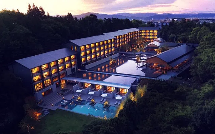 Roku Kyoto Hotel aerial view of the premises