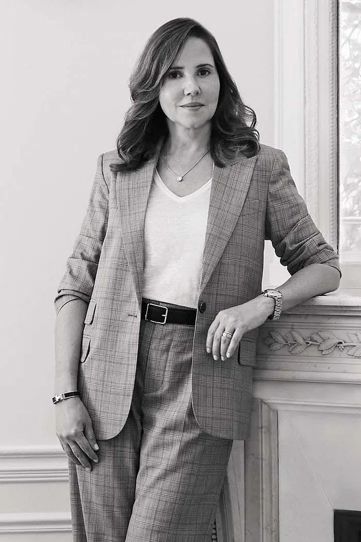 Interior designer Lichelle Silvestry portrait in black and white