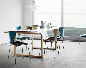 Series 7, ant chair, fritz hansen, minimalist, arne jacobsen