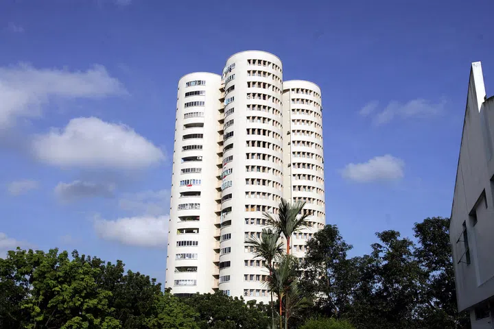 Ang Mo Kio Circular Block (The Clover @ Kebun Baru)