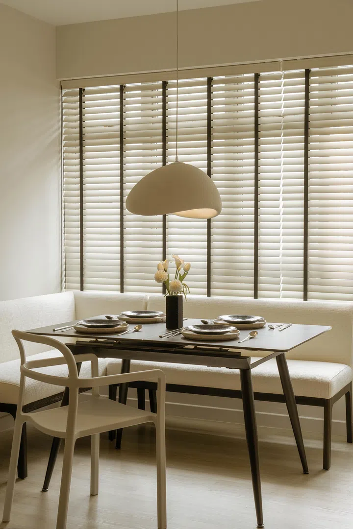 With the natural sunlight and fresh air flowing through, it’s hard to draw yourself away from this nook. 