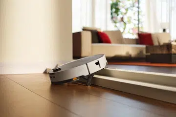 The Saros 20 Sonic is designed for homes with tighter layouts, denser furniture placement and frequent transitions between carpets and hard flooring.